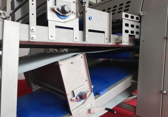 주문 진보된 PLC 체계, 12의 가루 먼지떨이 상업적인 반죽 Sheeter를 가진 과자용 반죽 Laminator 온라인 제조